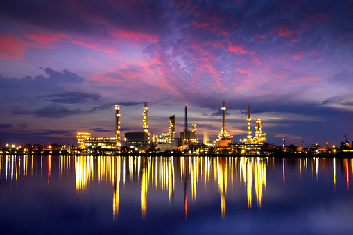 oil and gas refinery at night